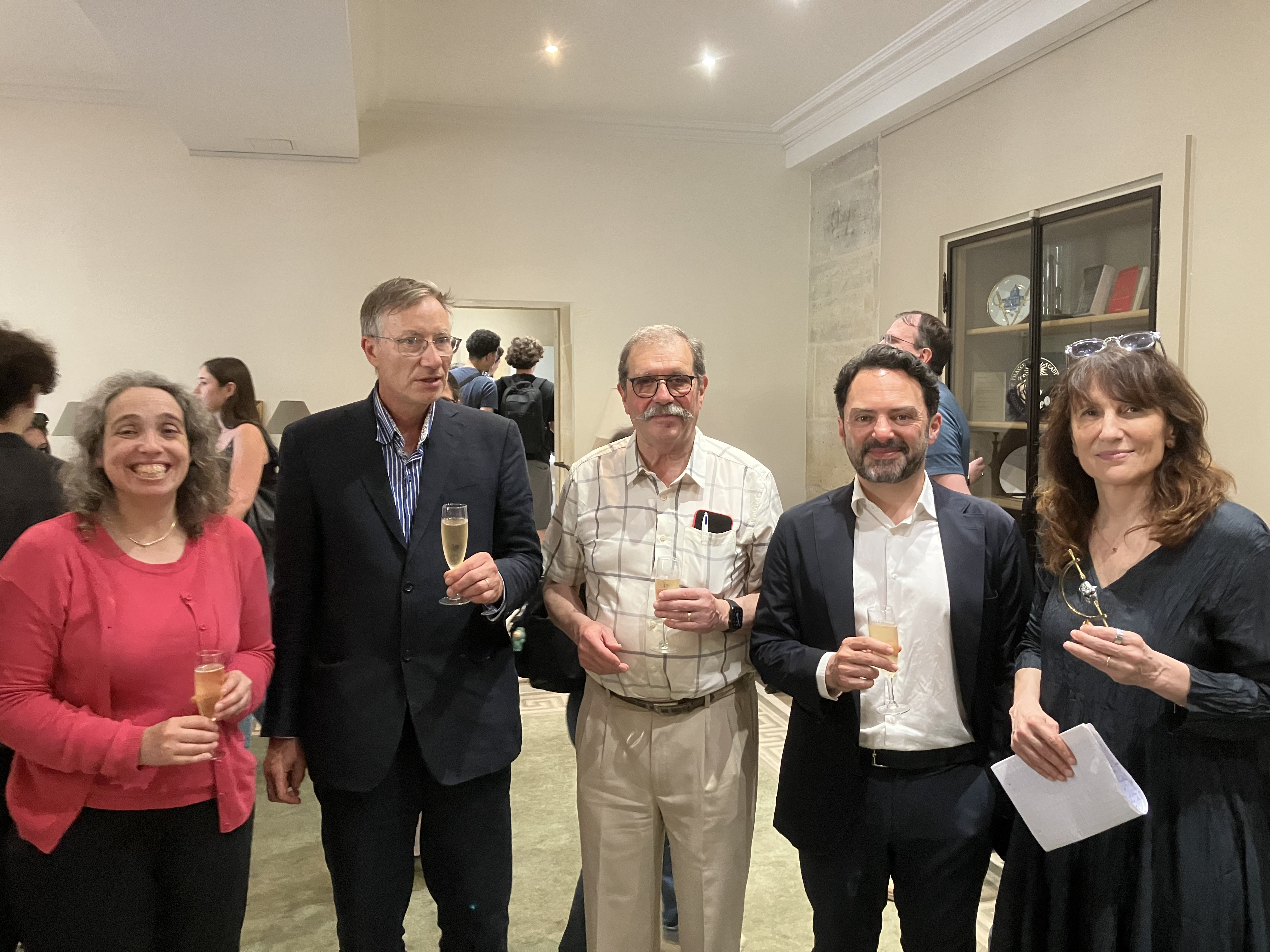 Ana Teixeira, Pierre Vanhove,  Alain Aspect, Gianfranco Bertone et Ersilia Vaudo